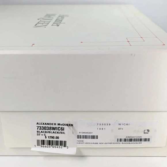 Alexander McQueen Women Tread Grommet Embellished Heel Boot Size 37.5 MSRP 1,290 - Picture 8 of 9